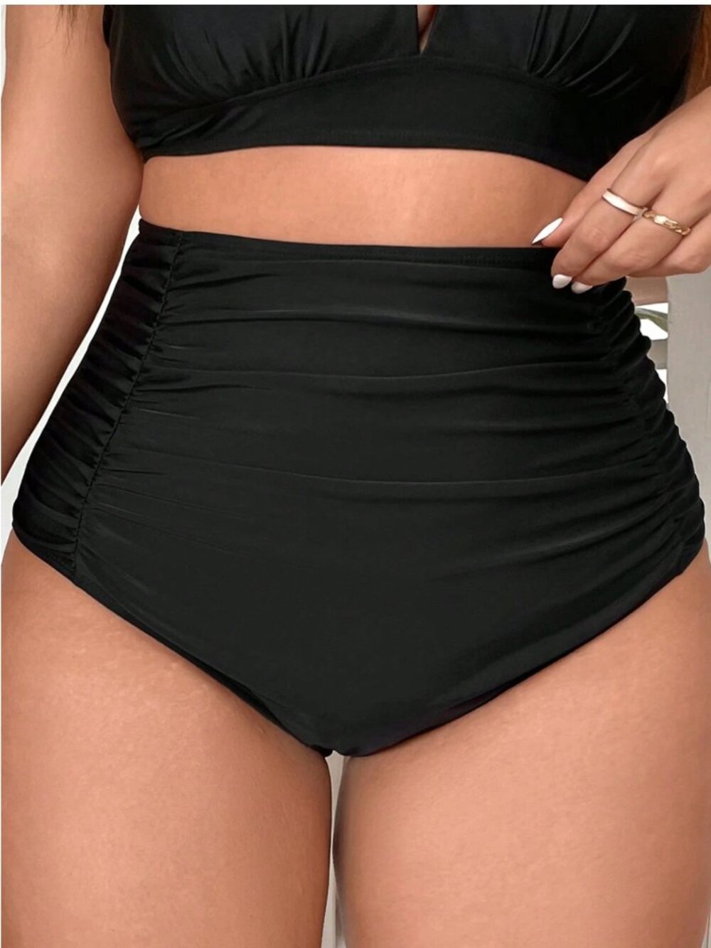 High-Waist Ruched Bikini Bottom in Black - Women Swim Bikinis